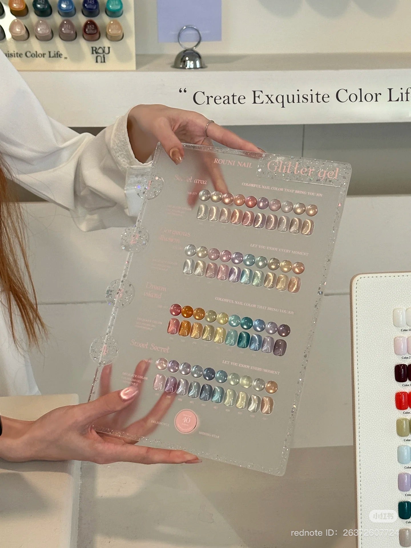 SILK CATEYE 40 COLOR - ROUNI GEL