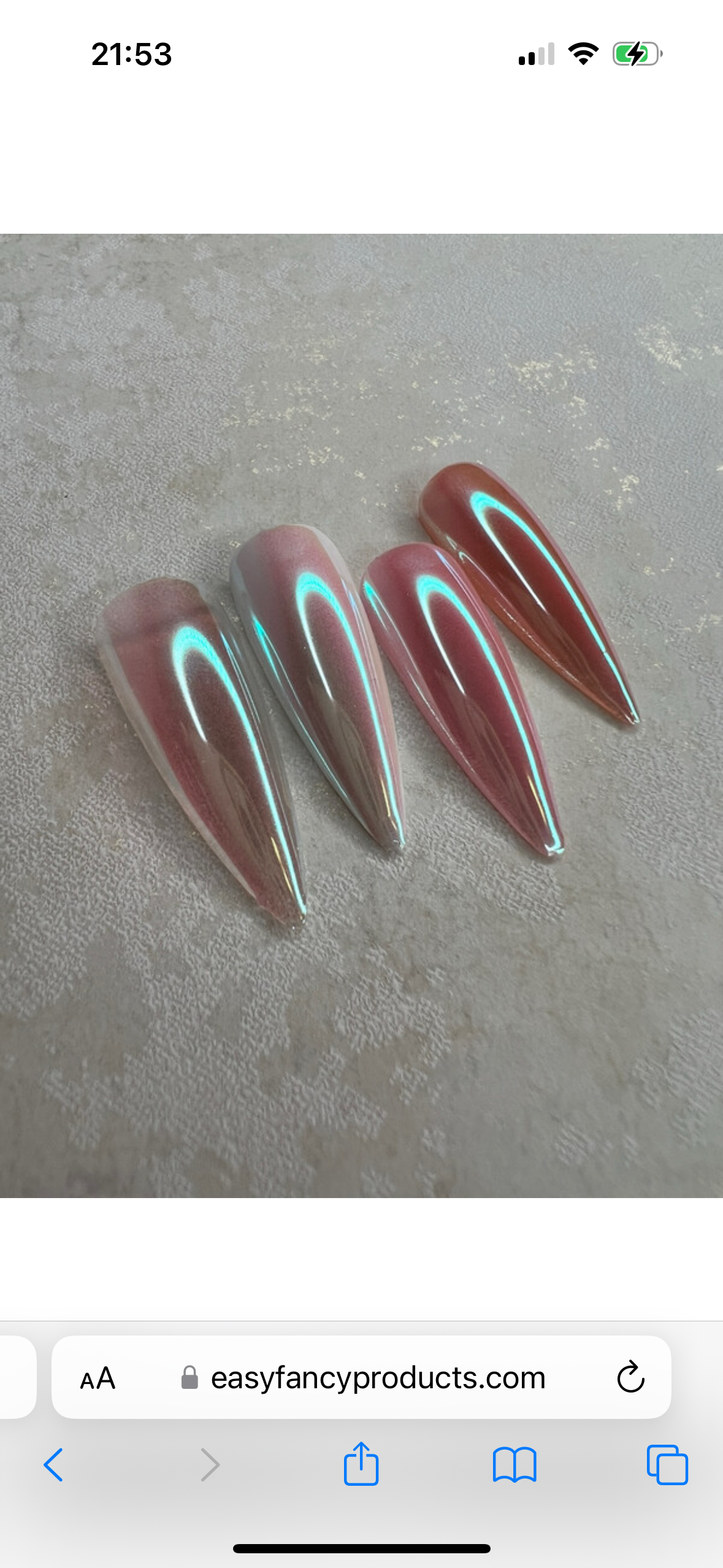 Queen Blush Pearl Chrome 1g