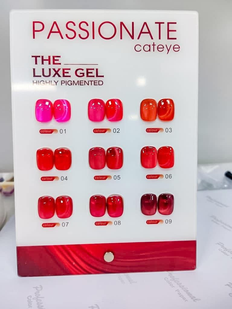 THE LUXE GEL PASSIONATE CATEYE